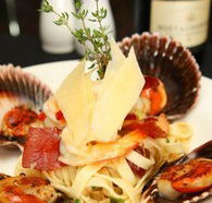 Halo's At St.Pauls - Hotel VIC