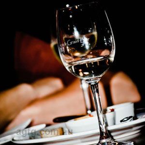 Grape & Grain Bar - Hotel VIC 0
