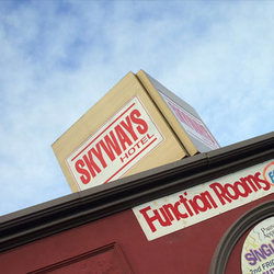 Skyways Hotel - Hotel VIC 0