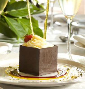 The Italian Village Restaurant - Hotel VIC 2