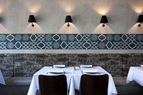 Zahli Modern Middle Eastern Restaurant - Hotel VIC 6