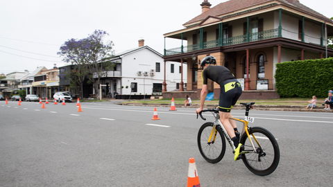 Quarry Mining Maitland Triathlon - Hotel VIC 2