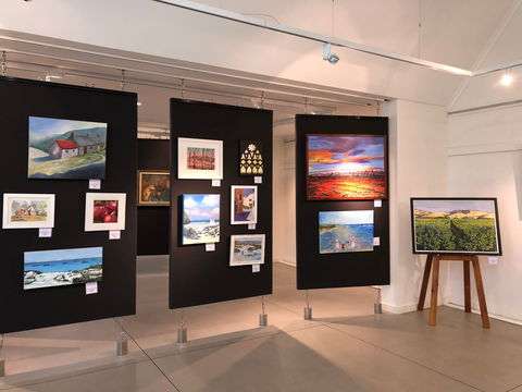 SALA 2020 Exhibition At The Ascot Community Exhibition Art Gallery. - Hotel VIC 0