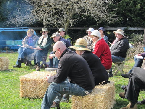 All Season Cold Climate Organic Vegetable Growing - Hotel VIC 0