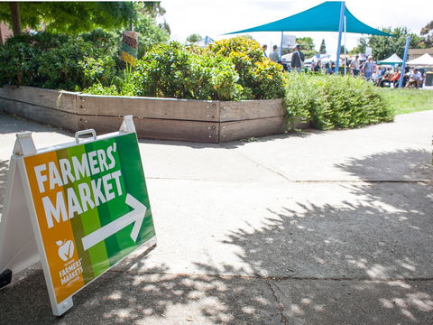 Coburg Farmers' Market - Hotel VIC 1