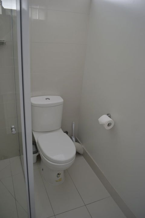 Admiralty Inn - Hotel VIC 5
