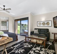 Top of The Hill - Hotel VIC