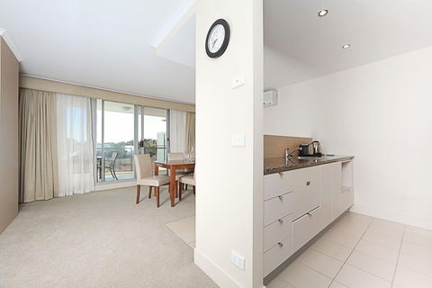 Accommodate Canberra - The Avenue - Hotel VIC 4