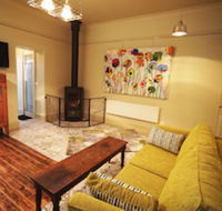 Latrobe Art Apartments - Hotel VIC
