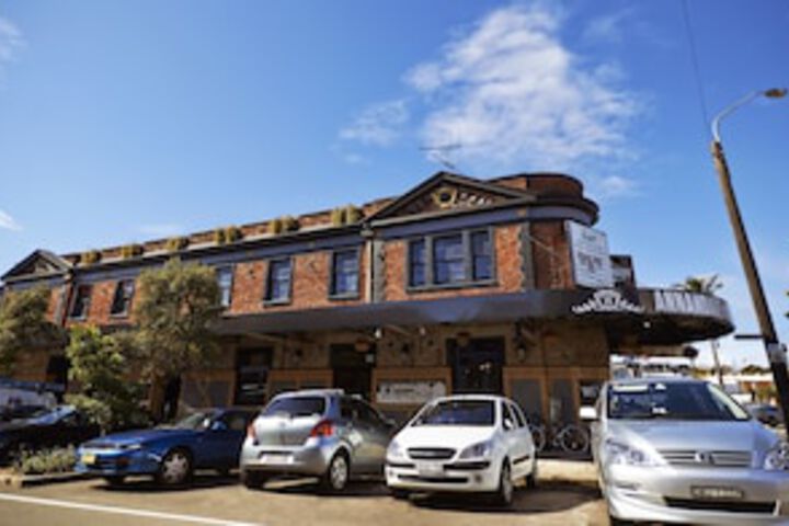 Annandale NSW Hotel VIC