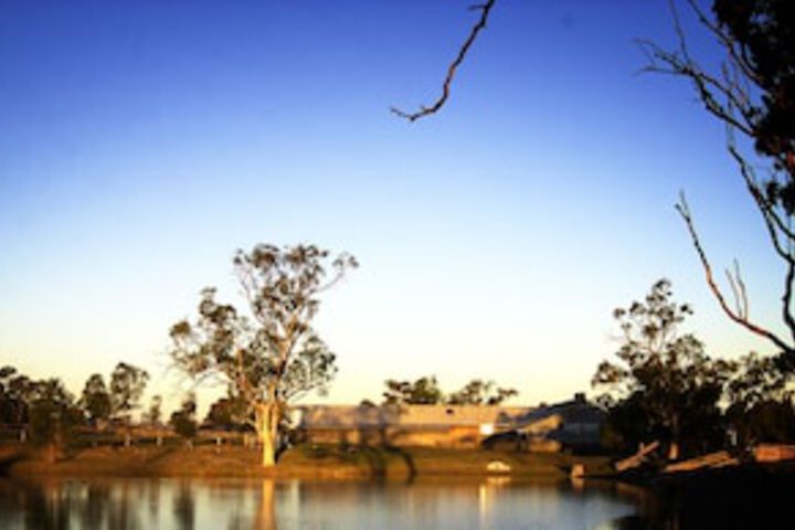 West Prairie QLD Hotel VIC