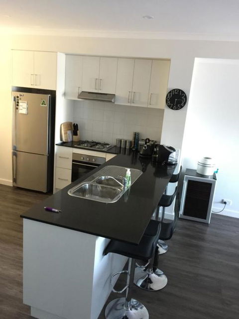 Falcon Bay 4x4 Townhouse - Hotel VIC 2