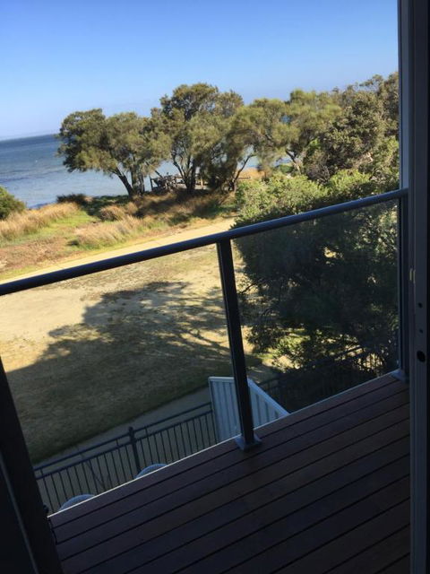 Falcon Bay 4x4 Townhouse - Hotel VIC 3