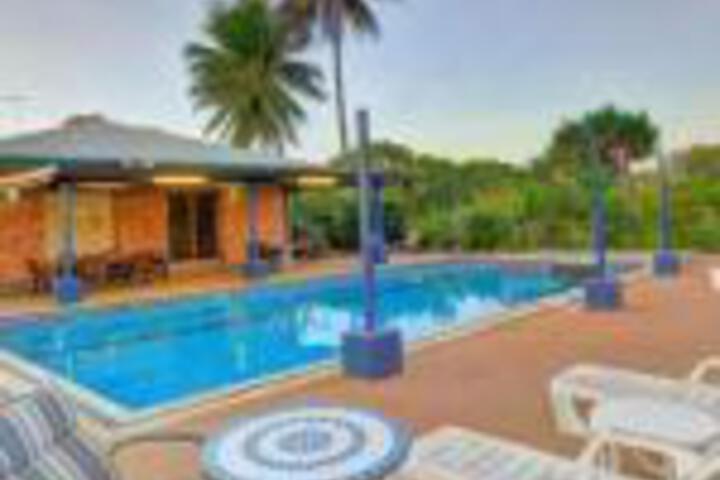 Alva QLD Hotel VIC