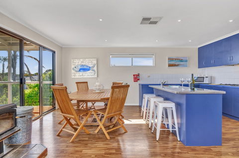 Zephyr Shores - Hotel VIC 3
