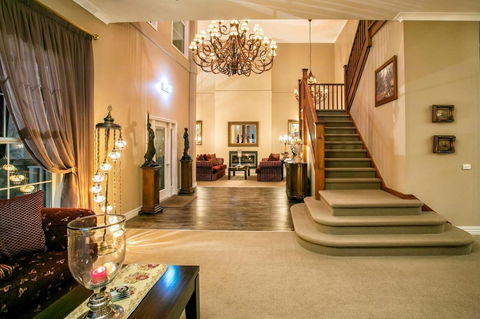 Kerami Manor - Hotel VIC 1