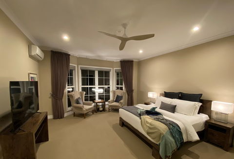 Kerami Manor - Hotel VIC 6