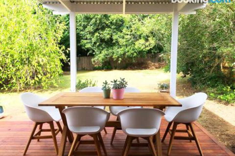 Audreys Nowra - Hotel VIC 6