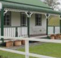 The Dollhouse Cottage - Hotel VIC