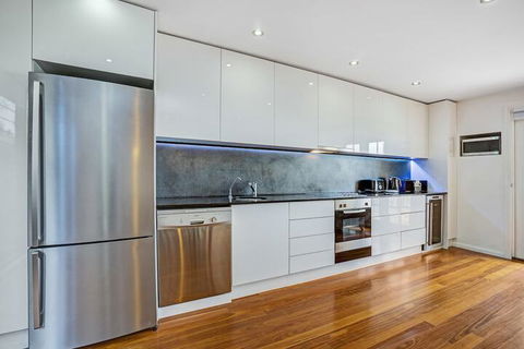 Newcastle Executive Homes - Oceanview Terrace - Hotel VIC 2