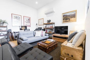 MURRAY, 1BDR Fitzroy Apartment - Hotel VIC 1