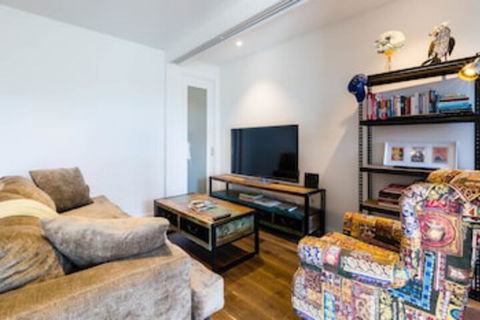 MAXINE, 1BDR Collingwood Apartment - Hotel VIC 0