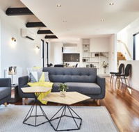 3 Level Architecturally Designed House - Hotel VIC