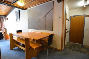 Alpine Haven 8 - Hotel VIC 3