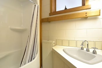 Alpine Haven 8 - Hotel VIC 2
