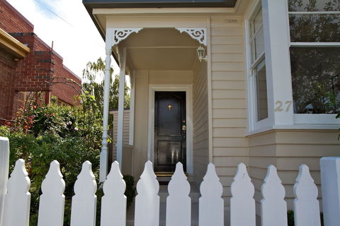 Strahan House - Hotel VIC 0
