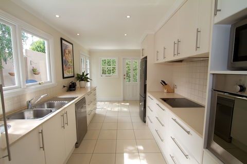 Strahan House - Hotel VIC 6