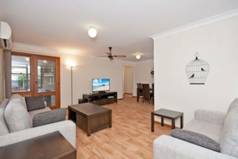 Skippers Rest 27 Government Road - Hotel VIC 0