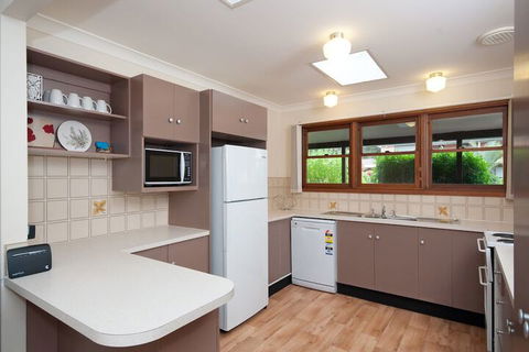 Skippers Rest 27 Government Road - Hotel VIC 3