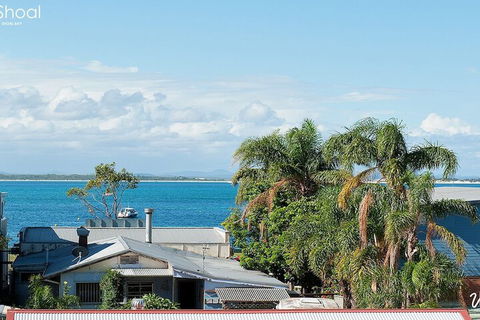 The Shoal Apartments Unit 201 / 4 8 Bullecourt Street - Hotel VIC 3