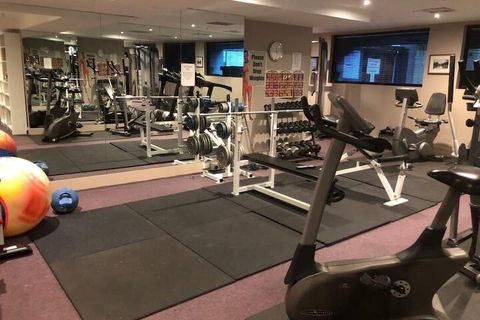 Apt Walking Distance To MCG & Epworth Hospital - Hotel VIC 3