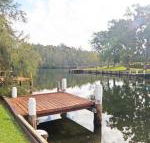 Paradise on the Water - Hotel VIC