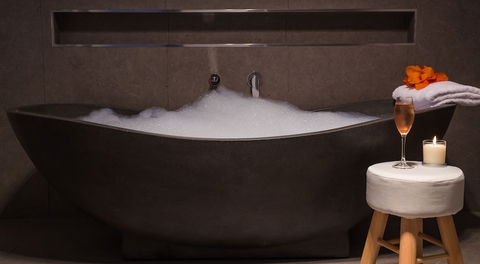 Ulverstone Waterfront Apartments - Hotel VIC 2