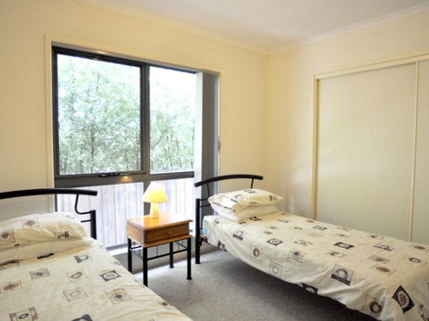 Ridge END Inlet Side - Hotel VIC 3