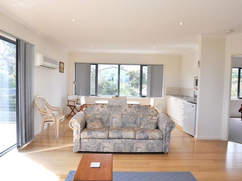 Ridge END Inlet Side - Hotel VIC 5