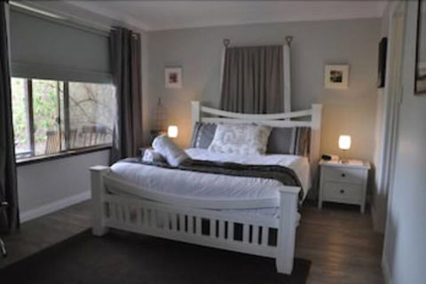 Bettenay Loft Spa Apartment & Lakeview Chalets - Hotel VIC 1