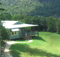 Singletons Retreat - Hotel VIC