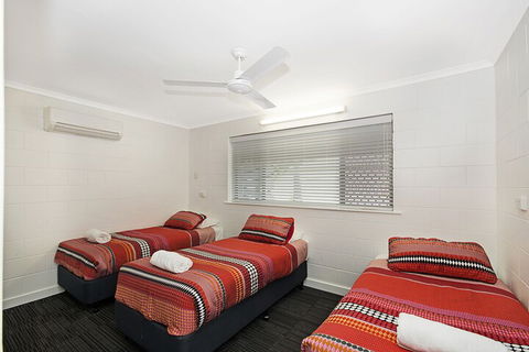 Townsville Holiday Apartments - Hotel VIC 7