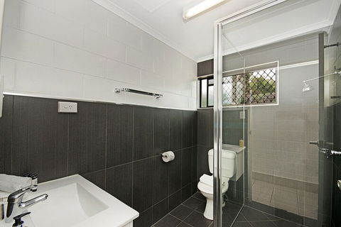 Townsville Holiday Apartments - Hotel VIC 5