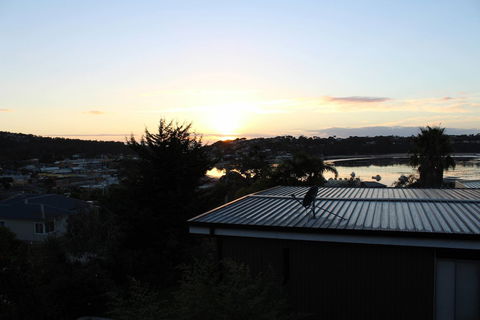 Pacific Heights Holiday Apartments & Munn's Tower House - Hotel VIC 6