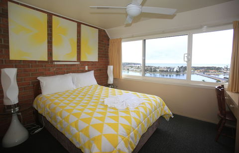 Pacific Heights Holiday Apartments & Munn's Tower House - Hotel VIC 4
