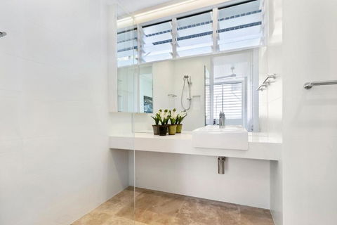 Paperbark B Luxury Duplex Sunshine Beach - Hotel VIC 1