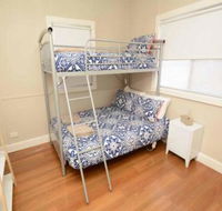 Just Renovated 2BR Cottage in Heart of Wentworth - Hotel VIC