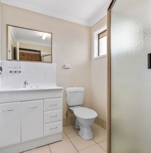 Esk Caravan Park & Motel - Hotel VIC 3