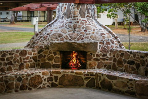 Esk Caravan Park & Motel - Hotel VIC 2