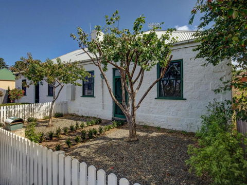 Prues Cottage Well Appointed Family Getaway - Hotel VIC 4